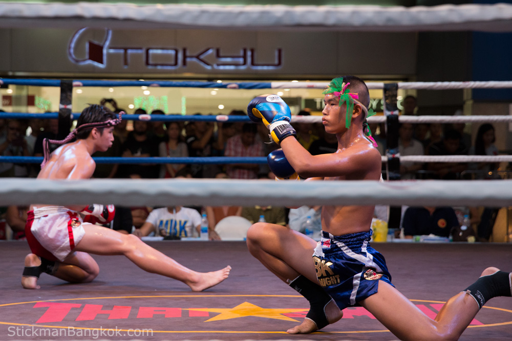 http://www.stickmanbangkok.com/images/Thai-Boxing19.jpg